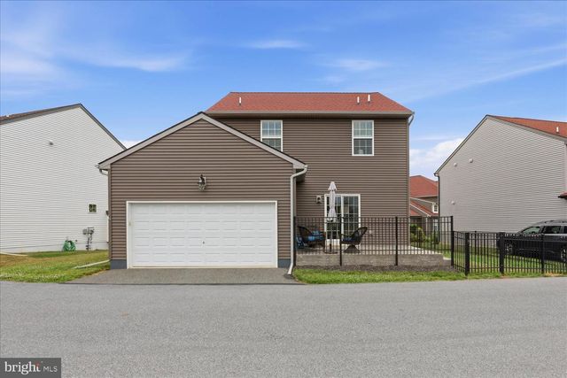 19 BITTENDORF WAY, Reinholds, PA 17569