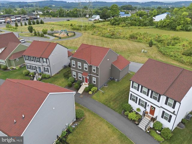 19 BITTENDORF WAY, Reinholds, PA 17569
