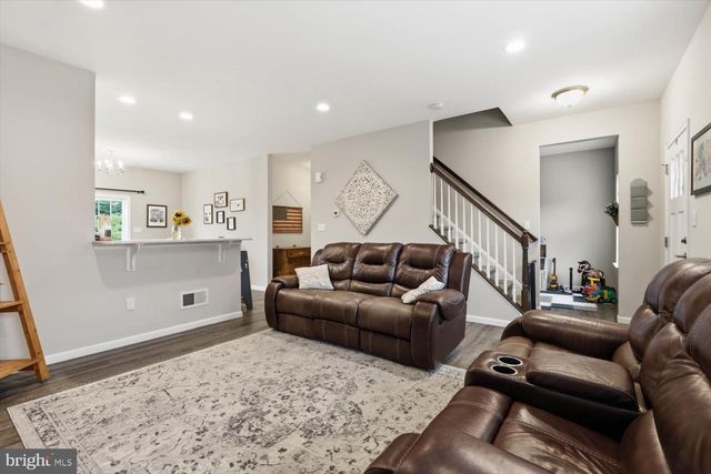 19 BITTENDORF WAY, Reinholds, PA 17569