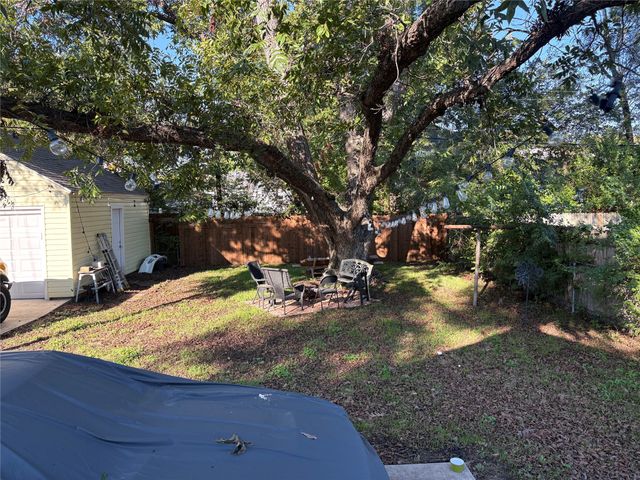 3620 Winston Road, Fort Worth, TX 76109