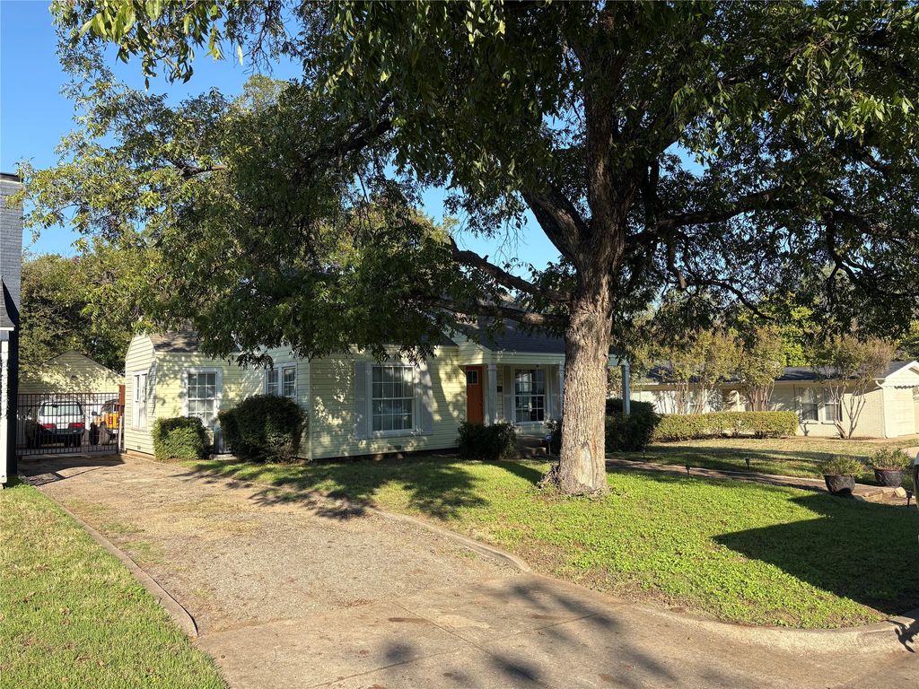 3620 Winston Road, Fort Worth, TX 76109 — photo 2