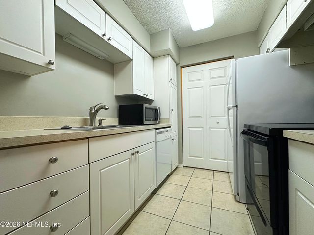 10200 BELLE RIVE Boulevard 80, Jacksonville, FL 32256