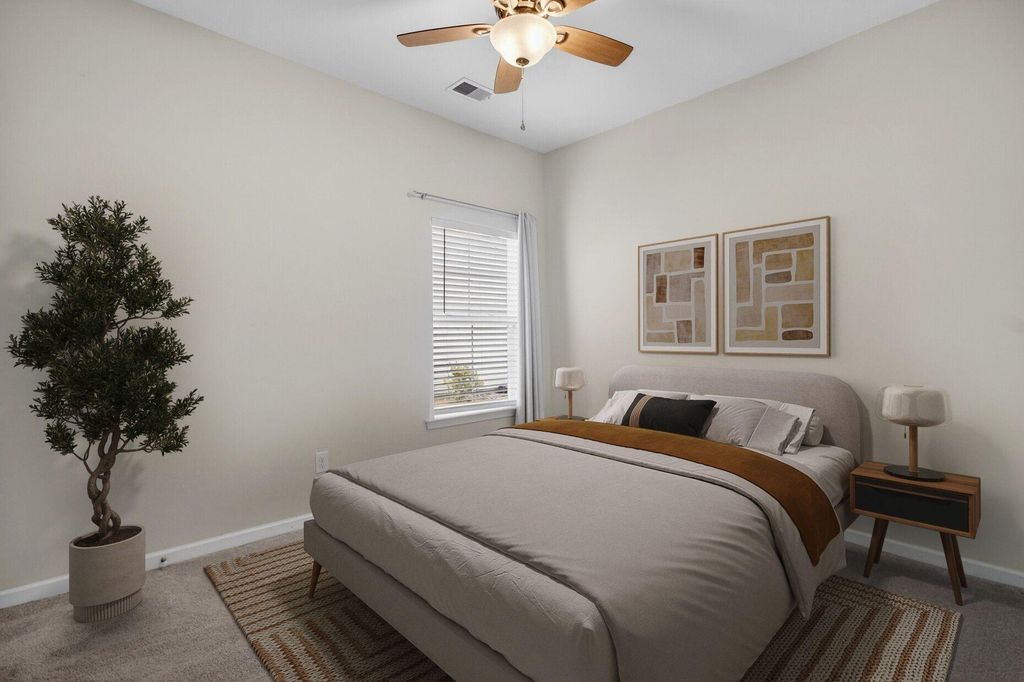 Image 22 of property listing at 117 Sequoia Lane, Goose Creek, SC 29445