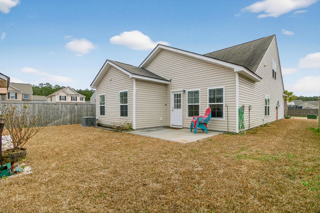 Image 33 of property listing at 117 Sequoia Lane, Goose Creek, SC 29445