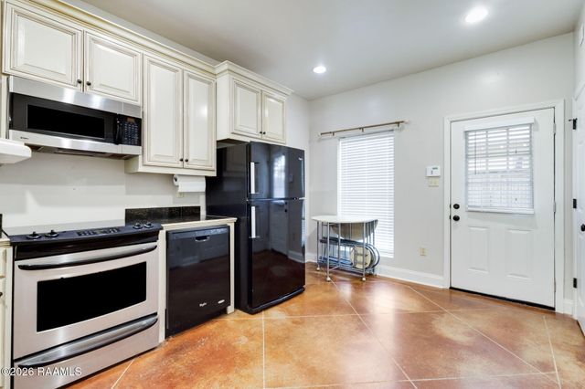 300 Roosevelt Street Apt A, Lafayette, LA 70501