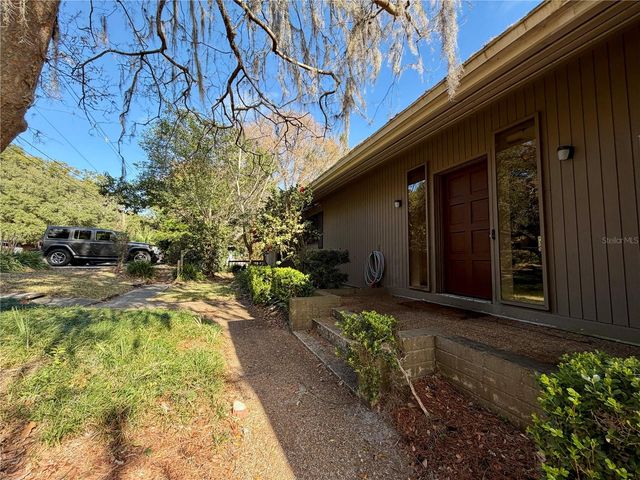 21 SW 23RD TERRACE, Gainesville, FL 32607