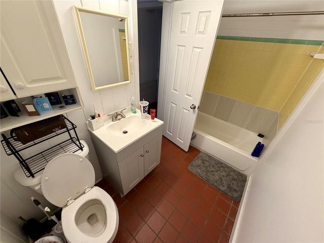 21 SW 23RD TERRACE, Gainesville, FL 32607
