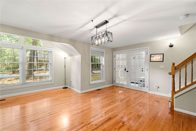 111 Brigham St 19A, Hudson, MA 01749