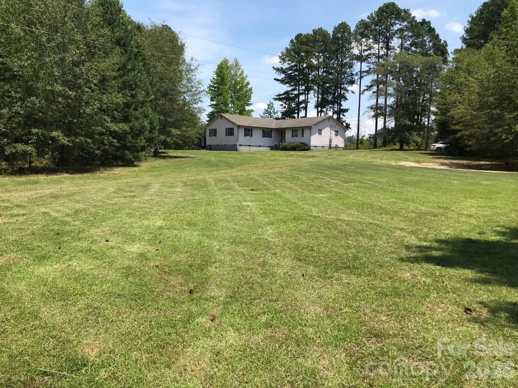 1097 Stadium Road, Pageland, SC 29728
