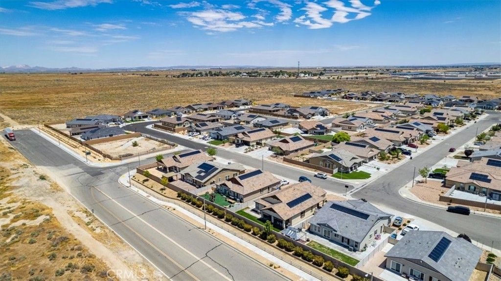 Image 25 of property listing at 44539 Freer Way, Lancaster, CA 93536
