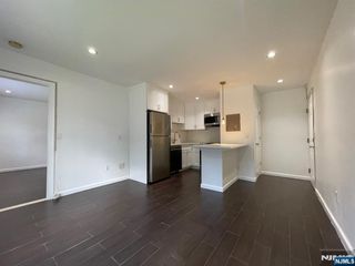 9 Vreeland Avenue 1A, Hackensack, NJ 07601