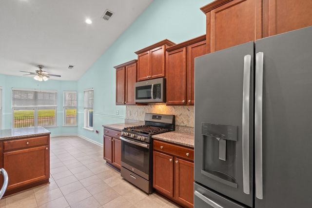 528 Cedar Lakes Dr., Little River, SC 29566