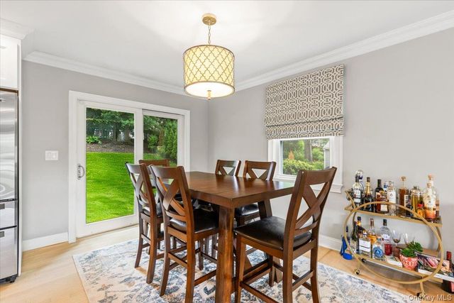 17 Tewkesbury Road, Scarsdale, NY 10583