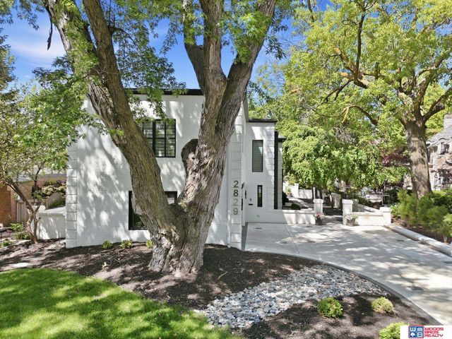 2829 S 31st Street, Lincoln, NE 68502