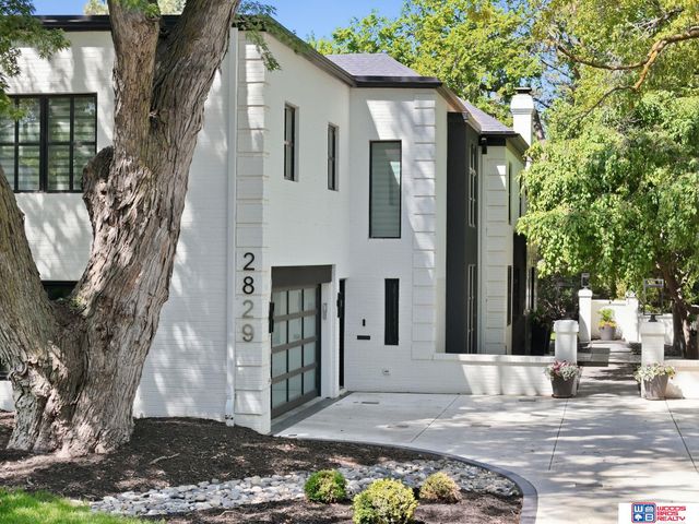 2829 S 31st Street, Lincoln, NE 68502