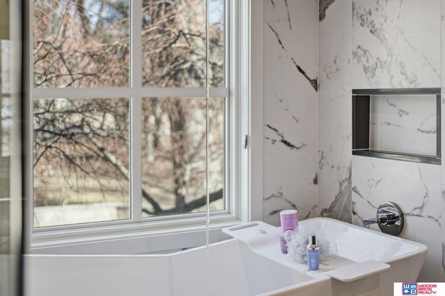 2829 S 31st Street, Lincoln, NE 68502