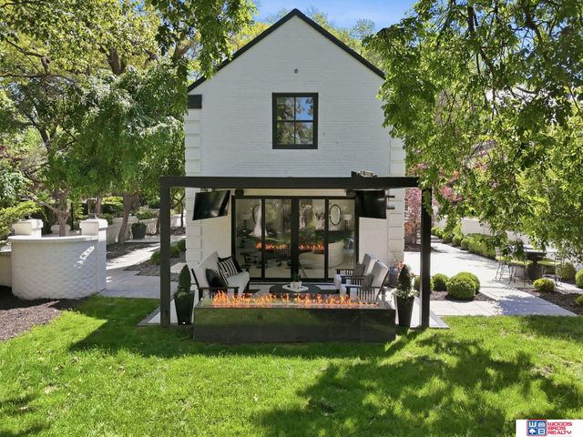 2829 S 31st Street, Lincoln, NE 68502