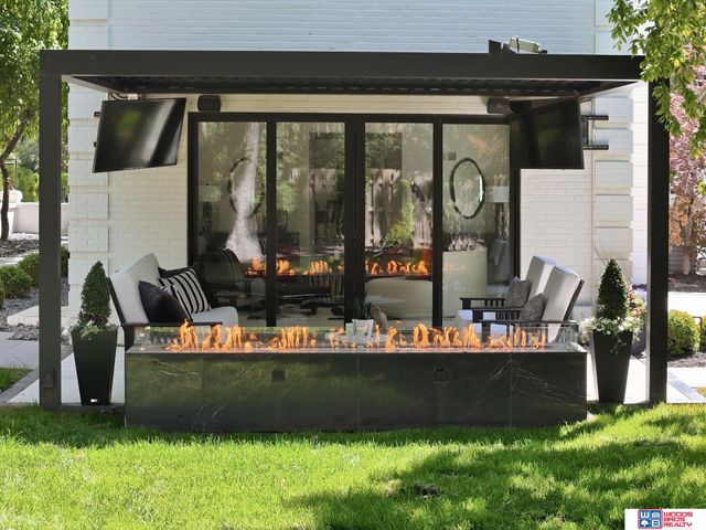 2829 S 31st Street, Lincoln, NE 68502