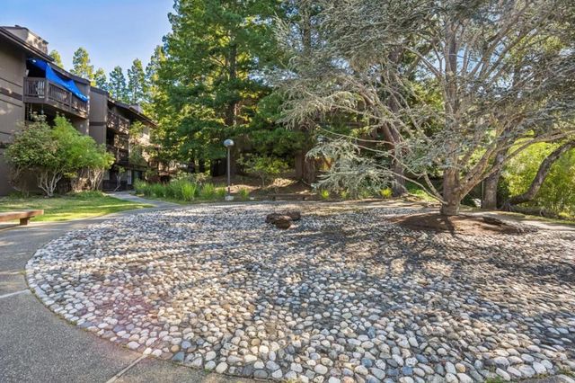 3314 Brittan Avenue 1, San Carlos, CA 94070