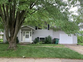 321 N 8TH AVENUE, Wisconsin Rapids, WI 54495