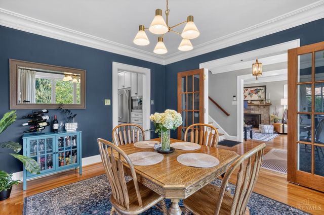 2924 Erie Avenue, Cincinnati, OH 45208