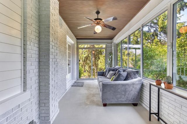 2924 Erie Avenue, Cincinnati, OH 45208