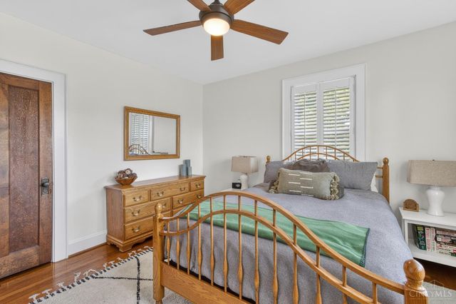 2924 Erie Avenue, Cincinnati, OH 45208