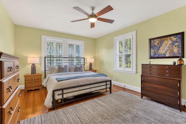 2924 Erie Avenue, Cincinnati, OH 45208