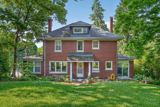 2924 Erie Avenue, Cincinnati, OH 45208