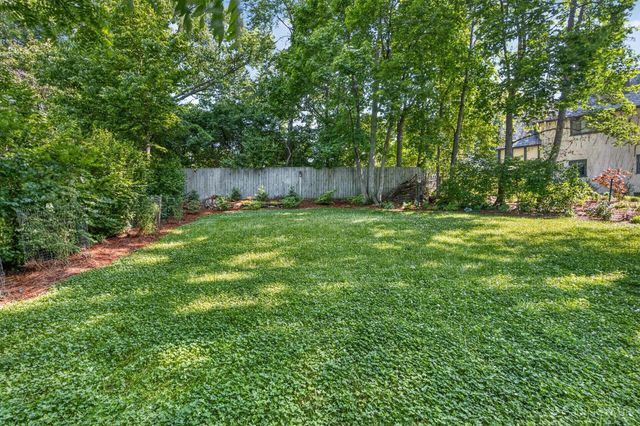 2924 Erie Avenue, Cincinnati, OH 45208