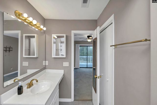215 Shoreline Dr, Columbia, SC 29212