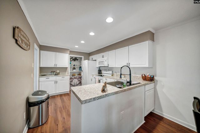 215 Shoreline Dr, Columbia, SC 29212