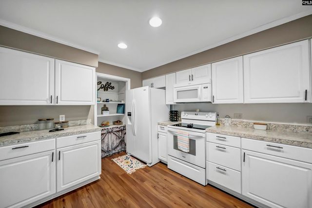 215 Shoreline Dr, Columbia, SC 29212