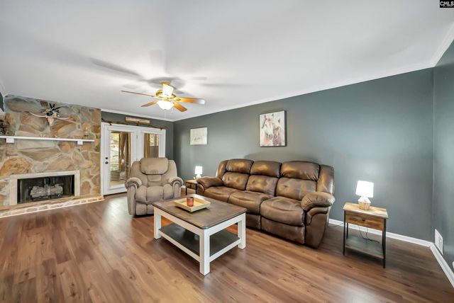 215 Shoreline Dr, Columbia, SC 29212