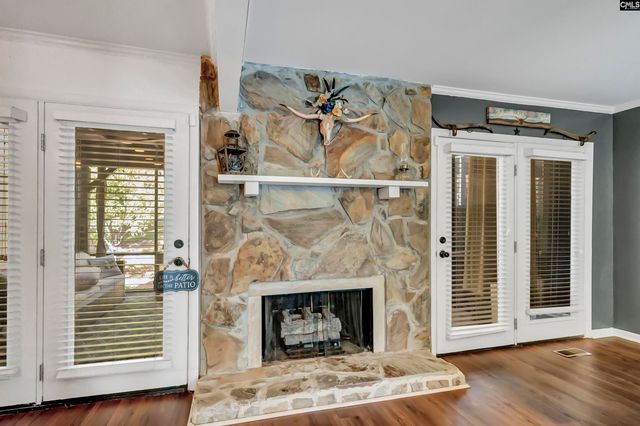 215 Shoreline Dr, Columbia, SC 29212