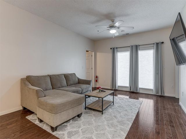 2200 Classen 1125, Norman, OK 73071