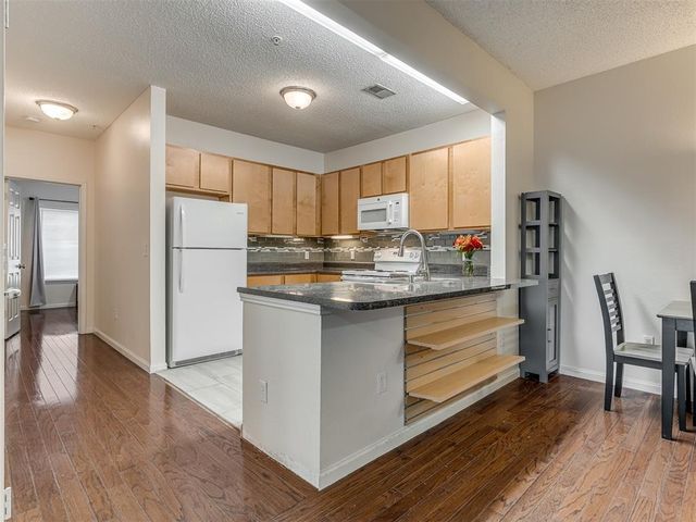 2200 Classen 1125, Norman, OK 73071