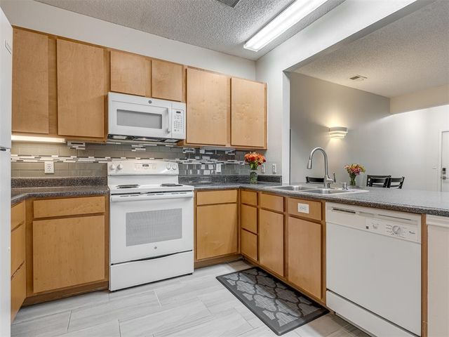 2200 Classen 1125, Norman, OK 73071