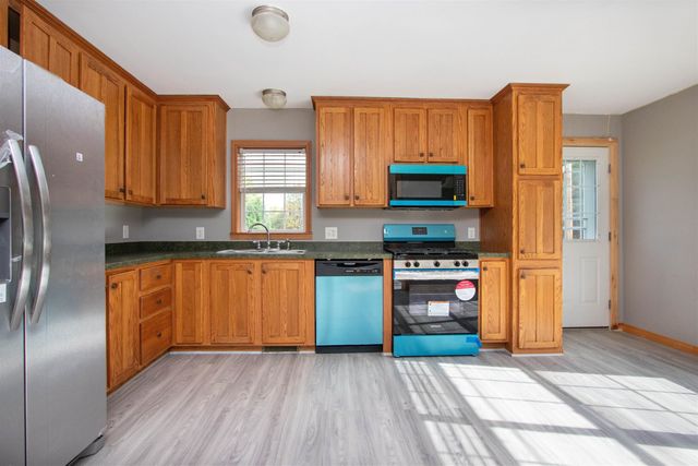 16 Deer Creek Lane, St. Johnsbury, VT 05819