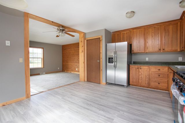 16 Deer Creek Lane, St. Johnsbury, VT 05819