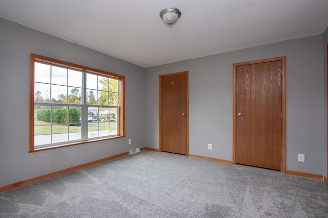 16 Deer Creek Lane, St. Johnsbury, VT 05819