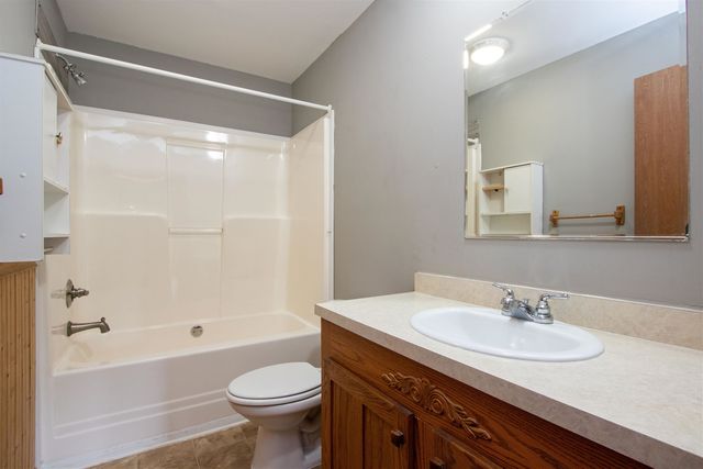 16 Deer Creek Lane, St. Johnsbury, VT 05819