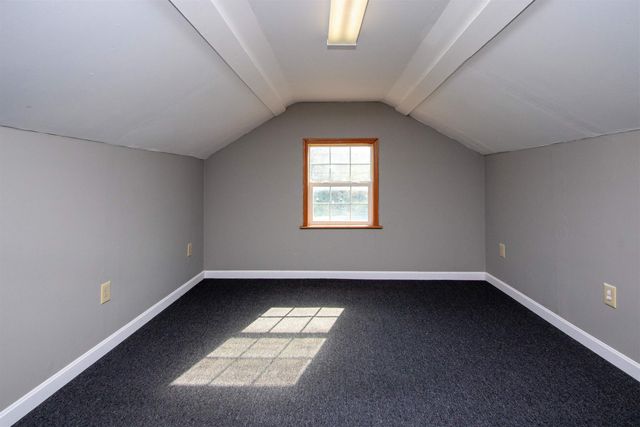 16 Deer Creek Lane, St. Johnsbury, VT 05819