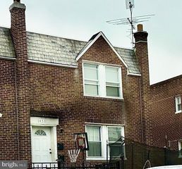 1450 BENNER ST, Philadelphia, PA 19149
