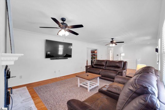 104 Ridgewood Street, Easley, SC 29642