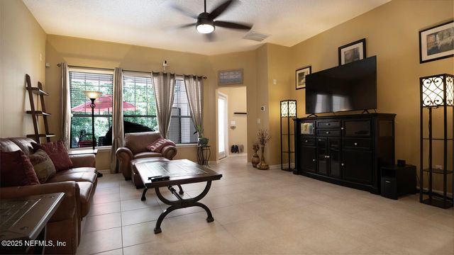 6532 HUNTSCOTT Place, Jacksonville, FL 32258