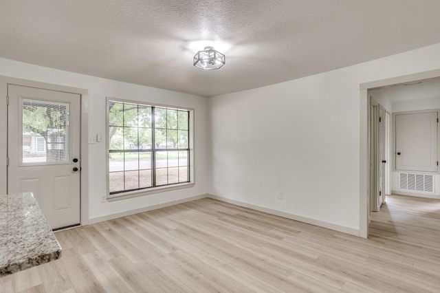 703 Odell Street, Cleburne, TX 76033