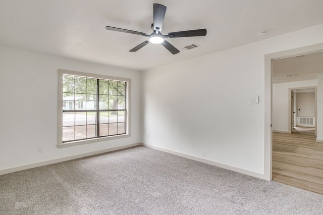 703 Odell Street, Cleburne, TX 76033
