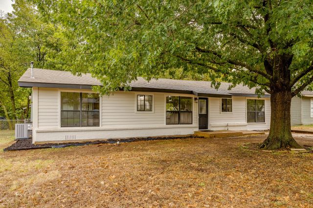 703 Odell Street, Cleburne, TX 76033