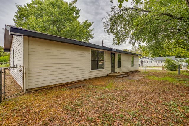 703 Odell Street, Cleburne, TX 76033